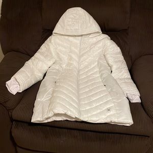 NWT Spyder white long winter coat